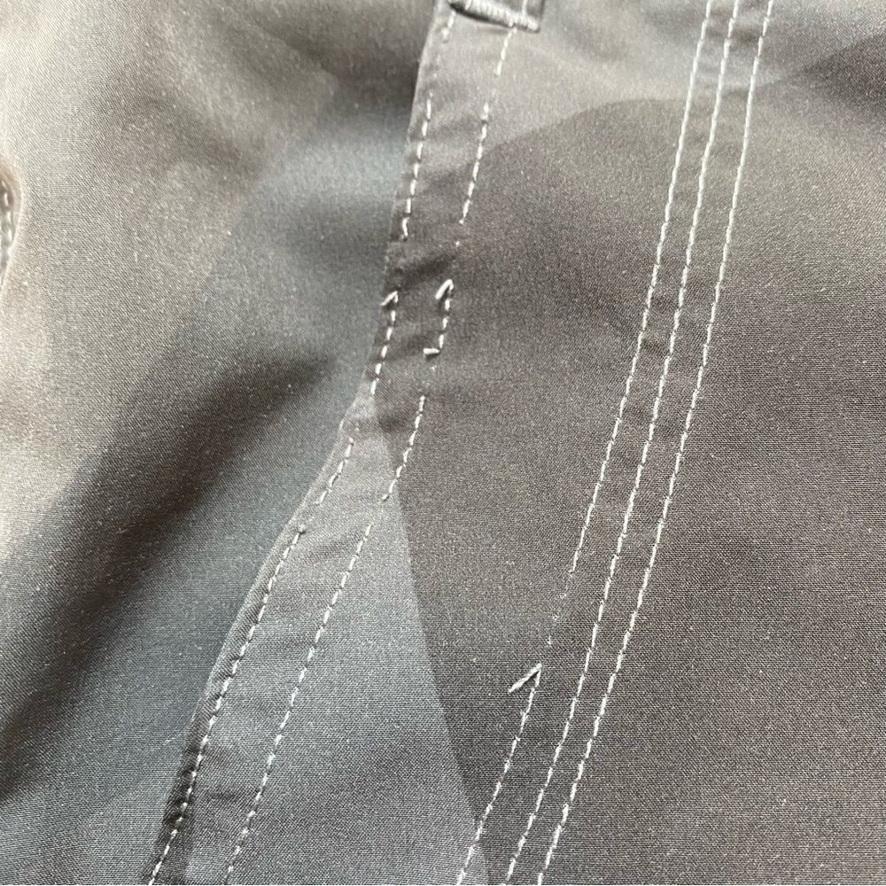 Altura Gray Tone Geo Design Shorts Size Medium - Picture 9 of 13